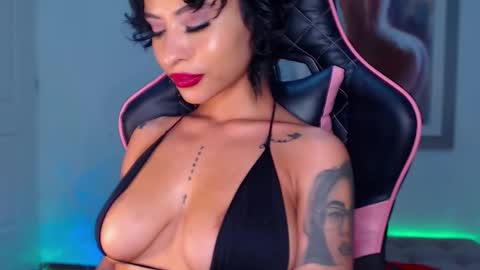 M A R I A N E online show from 12-22-24, 04:50