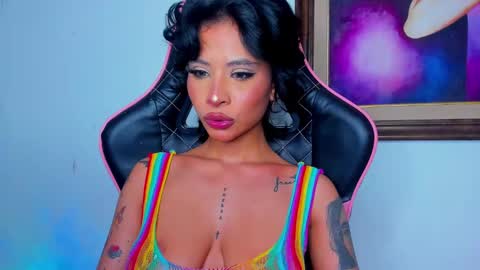 M A R I A N E online show from 01-21-25, 05:16