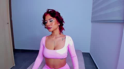 M A R I A N E online show from 02-15-25, 07:16