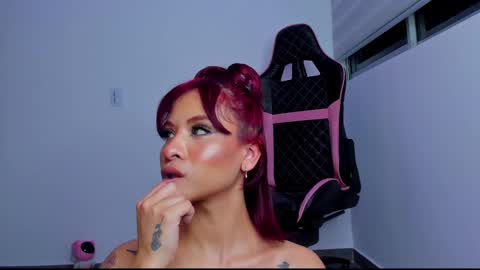 M A R I A N E online show from 03-02-25, 10:14