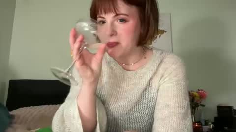 Snapshot of marianne_in_candlelight chatting on 05-18-26, 08:47 SoftlyMarianne online show from 05-18-26, 08:47