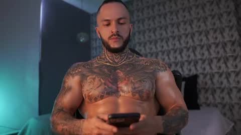 Mariano Costa online show from 12-22-24, 02:27