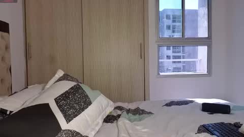 Antonia online show from 12-19-25, 06:15