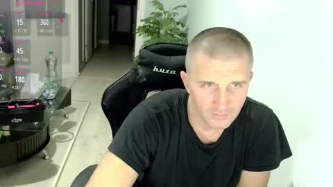 maribor5879 online show from 10-29-25, 11:17