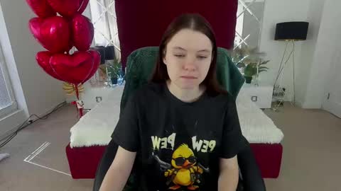 Snapshot of marich_ka chatting on 02-11-25, 10:26 MaRich Ka online show from 02-11-25, 10:26