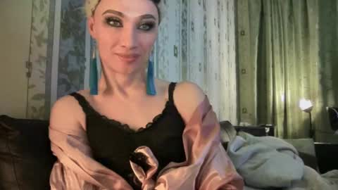 Snapshot of maridekoks chatting on 02-07-25, 07:27 Mari online show from 02-07-25, 07:27