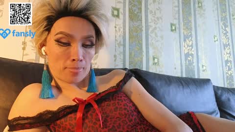 Snapshot of maridekoks chatting on 02-08-25, 01:11 Mari online show from 02-08-25, 01:11