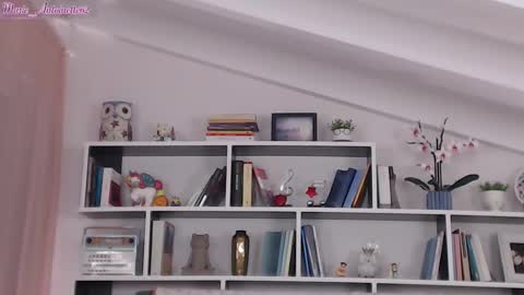 Maria online show from 10-13-25, 06:41