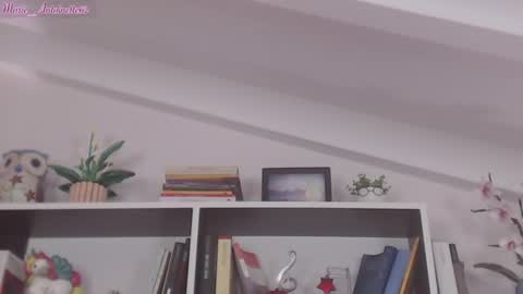 Snapshot of marie_antoinette62 chatting on 06-09-26, 07:47 Maria online show from 06-09-26, 07:47