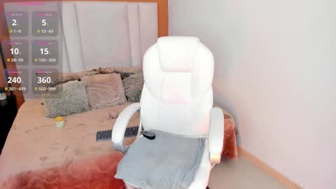 marie_bass online show from 11-24-25, 12:16