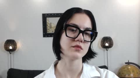 Marie Fitch online show from 11-28-25, 03:09