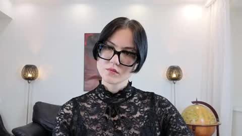 Marie Fitch online show from 05-07-26, 01:55