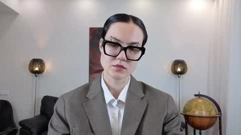 Marie Fitch online show from 05-15-26, 02:18