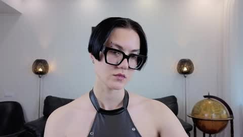 Marie Fitch online show from 05-29-26, 03:48