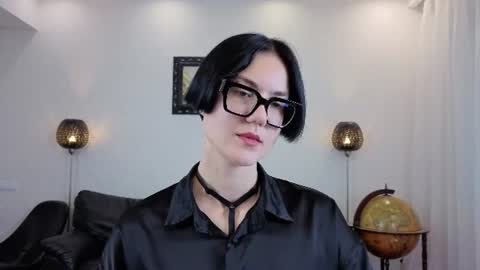 Snapshot of marie_fitch chatting on 07-15-26, 04:18 Marie Fitch online show from 07-15-26, 04:18