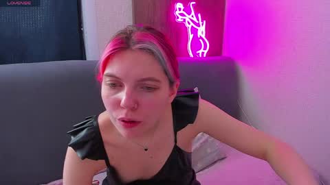 Marie 3 online show from 04-05-26, 07:05