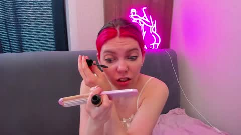 Marie 3 online show from 04-16-26, 06:58