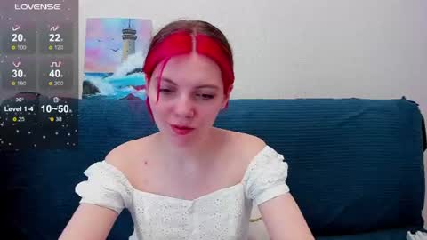 Snapshot of marie_reyess chatting on 06-18-26, 08:14 Marie 3 online show from 06-18-26, 08:14