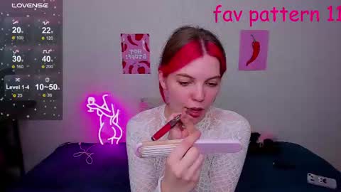 Snapshot of marie_reyess chatting on 07-07-26, 11:25 Marie 3 online show from 07-07-26, 11:25
