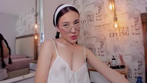 MARIE  online show from 11-14-25, 12:37