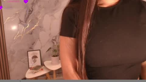 Snapshot of mariejane2 chatting on 04-14-26, 01:00 Im Marie Jane online show from 04-14-26, 01:00