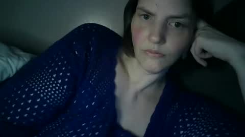 Snapshot of mariejojo chatting on 10-17-25, 02:04 Mariejojo online show from 10-17-25, 02:04