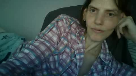 Snapshot of mariejojo chatting on 04-14-26, 02:01 Mariejojo online show from 04-14-26, 02:01