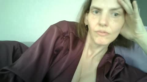 Snapshot of mariejojo chatting on 07-08-26, 01:59 Mariejojo online show from 07-08-26, 01:59