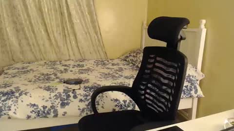 mariejuana online show from 10-28-25, 04:53