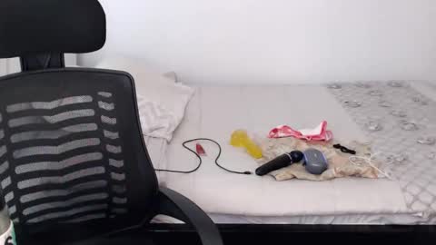 mariejuana online show from 04-15-26, 08:21