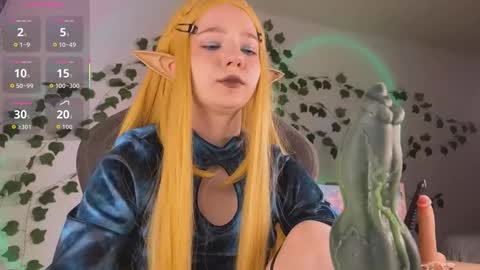 Snapshot of mariel_a_gold chatting on 11-27-25, 06:15 Mariel Gold online show from 11-27-25, 06:15