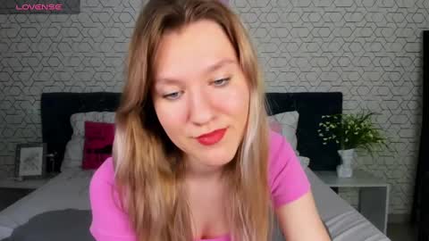 mariel_brown online show from 01-18-25, 06:21