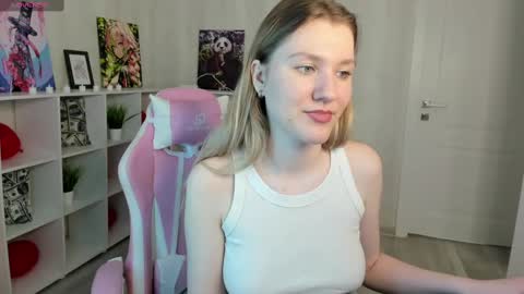 mariel_brown online show from 03-12-25, 11:42