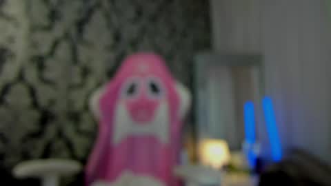 Snapshot of mariel_lie chatting on 03-31-26, 02:02 Mariel online show from 03-31-26, 02:02