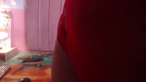 Snapshot of marielahorny303av chatting on 11-22-25, 01:54 marielahorny303av online show from 11-22-25, 01:54