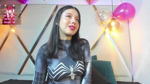 Snapshot of marielqueenx chatting on 01-09-25, 05:34 Viviana online show from 01-09-25, 05:34