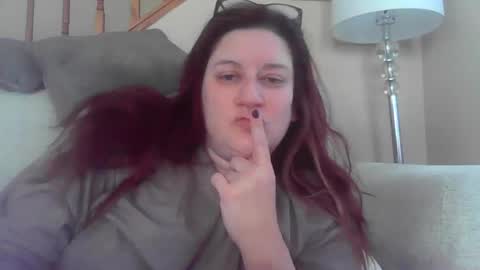 Marie online show from 11-06-25, 03:46