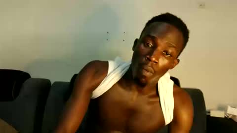 Snapshot of marietabro chatting on 05-19-26, 02:12 marietabro online show from 05-19-26, 02:12