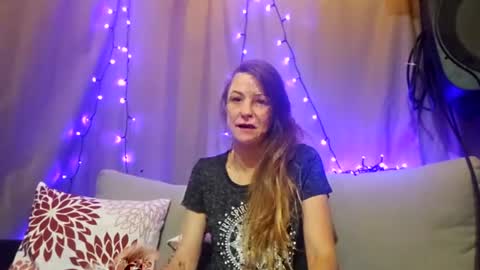 Snapshot of mariewaters chatting on 06-21-26, 03:20 Marie Ann Waters online show from 06-21-26, 03:20