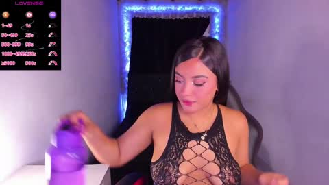 Snapshot of mariiana_hasper chatting on 12-13-24, 11:06 Mariana Hasper online show from 12-13-24, 11:06