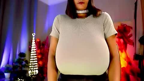 Snapshot of mariicha chatting on 11-01-25, 06:59 Nikita - Scroll down and read my bio please. New Pictures in Bio online show from 11-01-25, 06:59