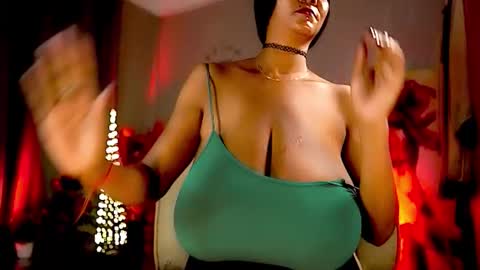 Nikita - Scroll down and read my bio please. New Pictures in Bio online show from 01-08-26, 09:39