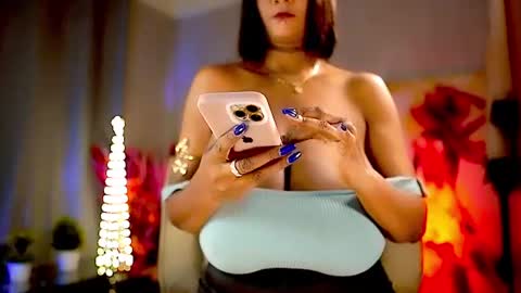 Snapshot of mariicha chatting on 06-30-26, 07:20 Nikita - Scroll down and read my bio please. New Pictures in Bio online show from 06-30-26, 07:20
