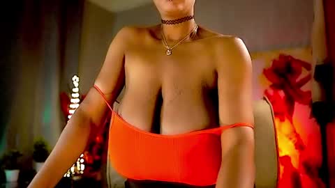Snapshot of mariicha chatting on 07-10-26, 07:23 Nikita - Scroll down and read my bio please. New Pictures in Bio online show from 07-10-26, 07:23