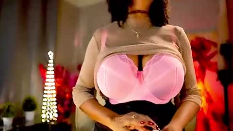 Snapshot of mariicha chatting on 07-19-26, 07:12 Nikita - Scroll down and read my bio please. New Pictures in Bio online show from 07-19-26, 07:12
