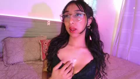 Snapshot of marijaneh chatting on 04-04-26, 12:35 Luna Dulk online show from 04-04-26, 12:35