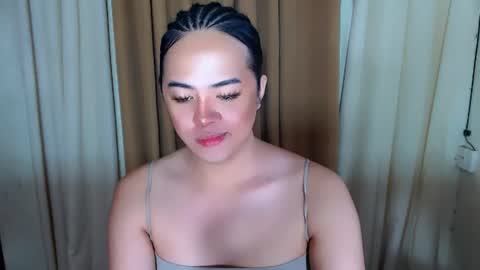 Snapshot of marikosue01 chatting on 08-04-26, 02:04 marikosue online show from 08-04-26, 02:04