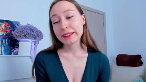 Marilina online show from 10-21-25, 07:42