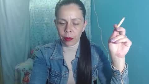 Snapshot of marilyn_xxxx chatting on 01-10-26, 08:32 Marilyn online show from 01-10-26, 08:32