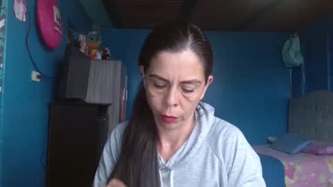 Snapshot of marilyn_xxxx chatting on 02-10-26, 07:29 Marilyn online show from 02-10-26, 07:29